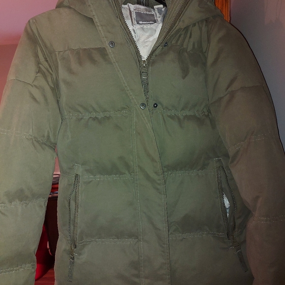 Winter jacket - Picture 3 of 5